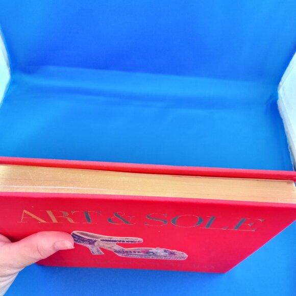 vintage 2013 Art & Sole book 2013 signed art book about shoe sculptures - Picture 4 of 12